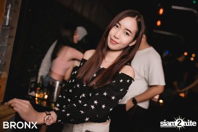 BRONX นำเสนอ UrboyTJ x CD Guntee — photo 129