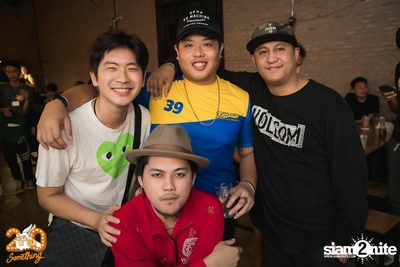 Oat Pramote at 20Something Bar — photo 4