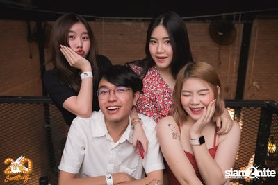 Oat Pramote at 20Something Bar — photo 17