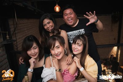 Oat Pramote at 20Something Bar — photo 19