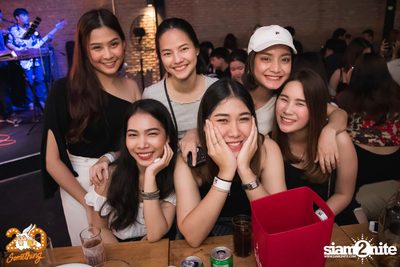 Oat Pramote at 20Something Bar — photo 31