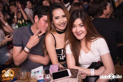 Oat Pramote at 20Something Bar — photo 91
