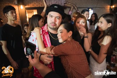 Oat Pramote at 20Something Bar — photo 97
