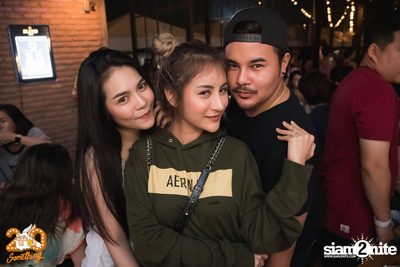 Oat Pramote at 20Something Bar — photo 117