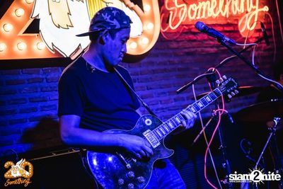 Oat Pramote at 20Something Bar — photo 122