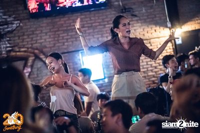 Oat Pramote at 20Something Bar — photo 128