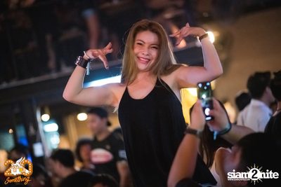 Oat Pramote at 20Something Bar — photo 129