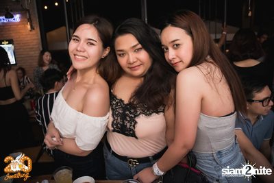 Oat Pramote at 20Something Bar — photo 131