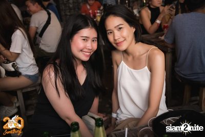 Oat Pramote at 20Something Bar — photo 136