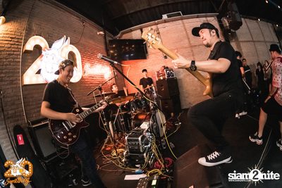 Oat Pramote at 20Something Bar — photo 140