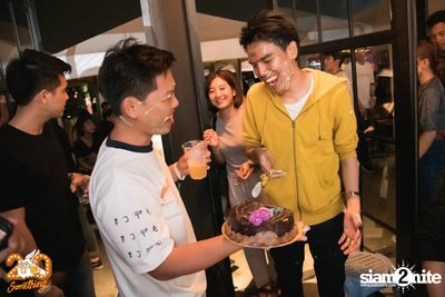Oat Pramote at 20Something Bar — photo 152