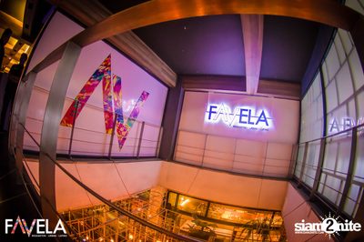 Saturday Night at Favela Thonglor — photo 1