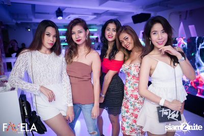 Saturday Night at Favela Thonglor — photo 21
