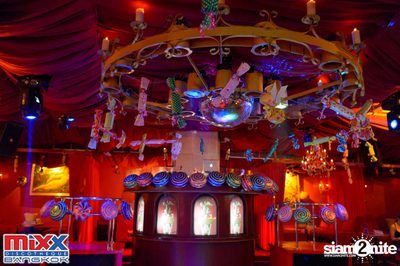 Sugar n Cream at MIXX Bangkok — photo 8