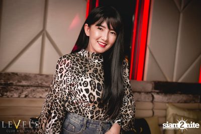 Rave Radio ที่ เลเวล คลับ — photo 44