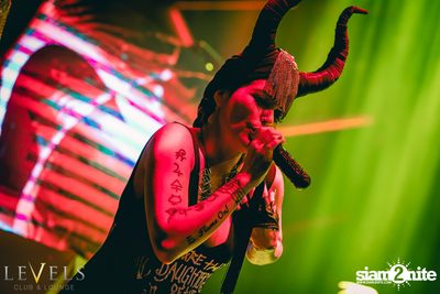 Rave Radio ที่ เลเวล คลับ — photo 56