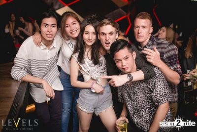 Rave Radio ที่ เลเวล คลับ — photo 80