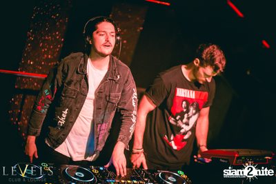 Rave Radio ที่ เลเวล คลับ — photo 100
