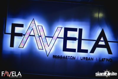 Friday Night at Favela Thonglor — photo 6