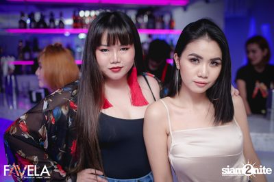 Friday Night at Favela Thonglor — photo 39