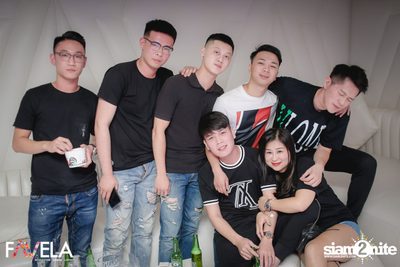 Friday Night at Favela Thonglor — photo 40