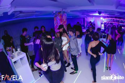 Friday Night at Favela Thonglor — photo 51