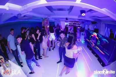 Friday Night at Favela Thonglor — photo 52