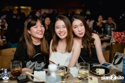 Saturday Night at Ainu Bar — photo 11