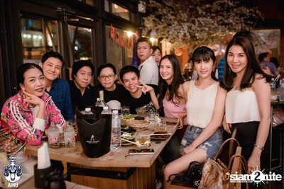 Saturday Night at Ainu Bar — photo 15