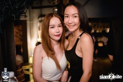 Saturday Night at Ainu Bar — photo 28