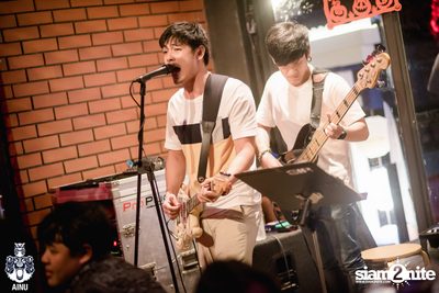 Saturday Night at Ainu Bar — photo 30