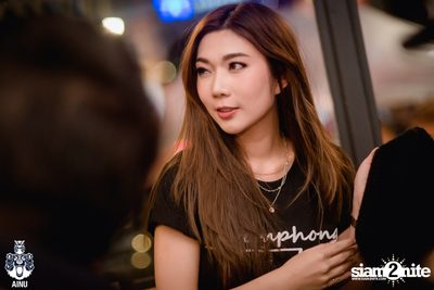 Saturday Night at Ainu Bar — photo 36