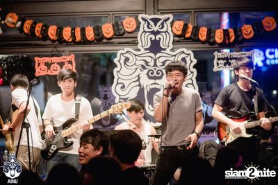 Saturday Night at Ainu Bar — photo 41