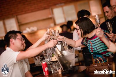 Saturday Night at Ainu Bar — photo 48