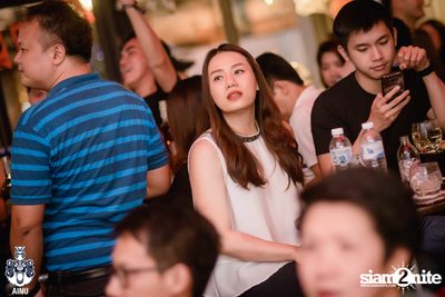 Saturday Night at Ainu Bar — photo 49