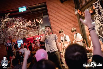 Saturday Night at Ainu Bar — photo 76