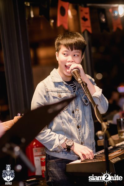 Saturday Night at Ainu Bar — photo 91