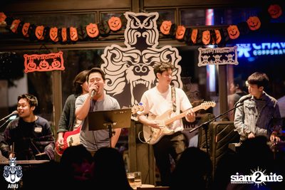 Saturday Night at Ainu Bar — photo 95