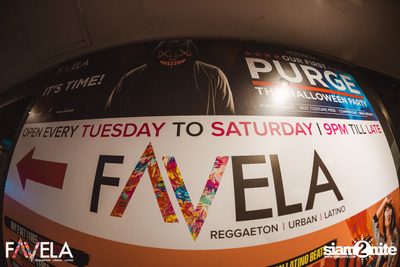 Saturday Night at Favela Thonglor — photo 1