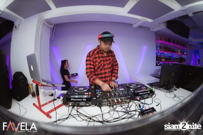 Saturday Night at Favela Thonglor — photo 16