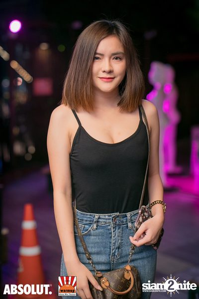 DJ Sura ที่ วอร์ม อัพ คาเฟ่ เชียงใหม่ — photo 5