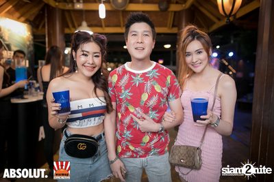 DJ Sura ที่ วอร์ม อัพ คาเฟ่ เชียงใหม่ — photo 10