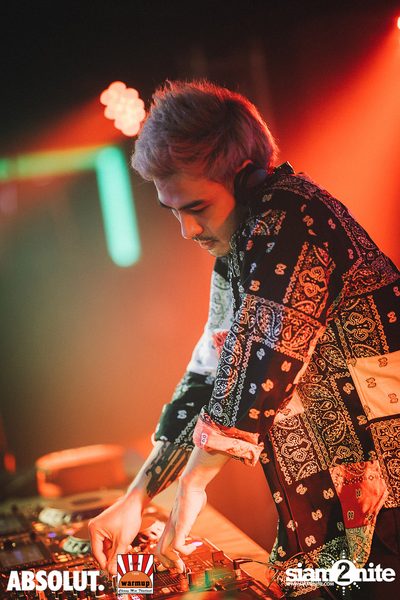 DJ Sura ที่ วอร์ม อัพ คาเฟ่ เชียงใหม่ — photo 16