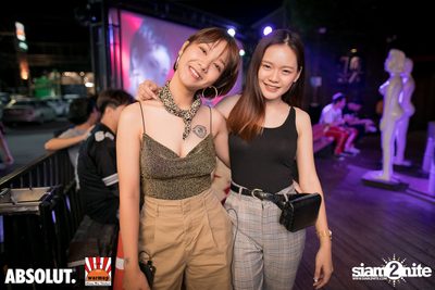 DJ Sura ที่ วอร์ม อัพ คาเฟ่ เชียงใหม่ — photo 31