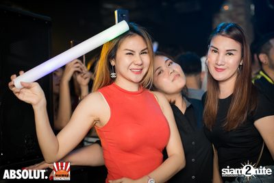 DJ Sura ที่ วอร์ม อัพ คาเฟ่ เชียงใหม่ — photo 161