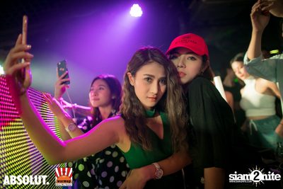 DJ Sura ที่ วอร์ม อัพ คาเฟ่ เชียงใหม่ — photo 166