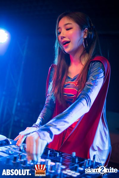 DJ Sura ที่ วอร์ม อัพ คาเฟ่ เชียงใหม่ — photo 168