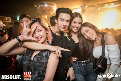 DJ Sura ที่ วอร์ม อัพ คาเฟ่ เชียงใหม่ — photo 193