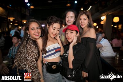 DJ Sura ที่ วอร์ม อัพ คาเฟ่ เชียงใหม่ — photo 195