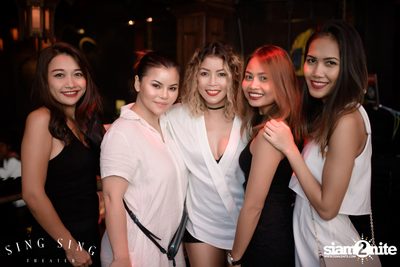 BLING IT กับ Bangkok Invaders ที่ ซิง ซิง เธียเตอร์ — photo 14